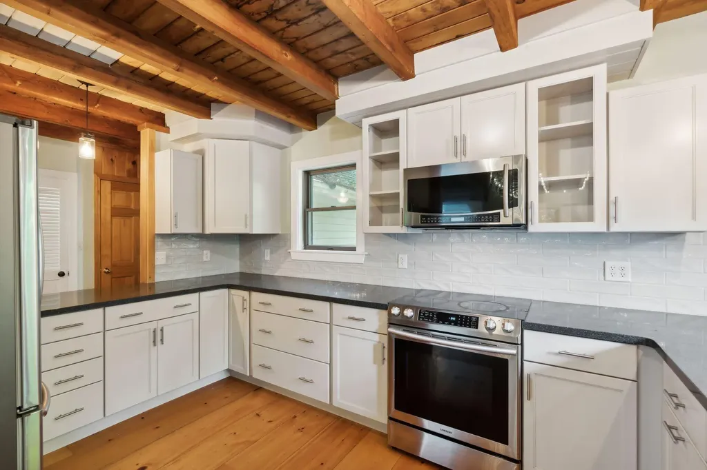 8 Leeward Cove Road Brunswick ME 04011