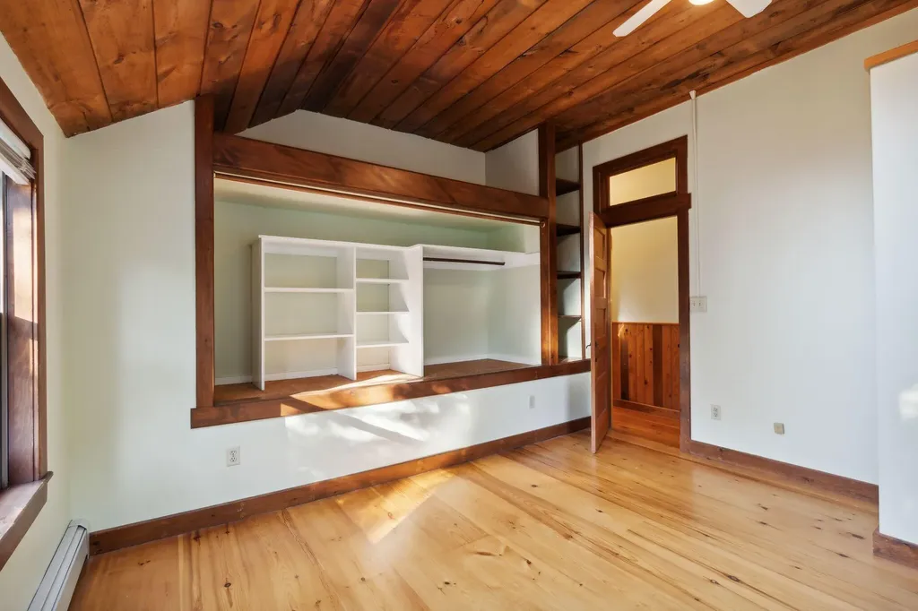 8 Leeward Cove Road Brunswick ME 04011