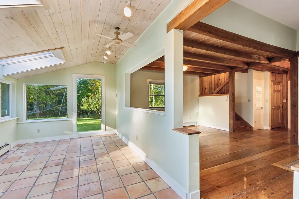 8 Leeward Cove Road Brunswick ME 04011