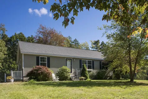 113 West Side Road Boothbay ME 04537