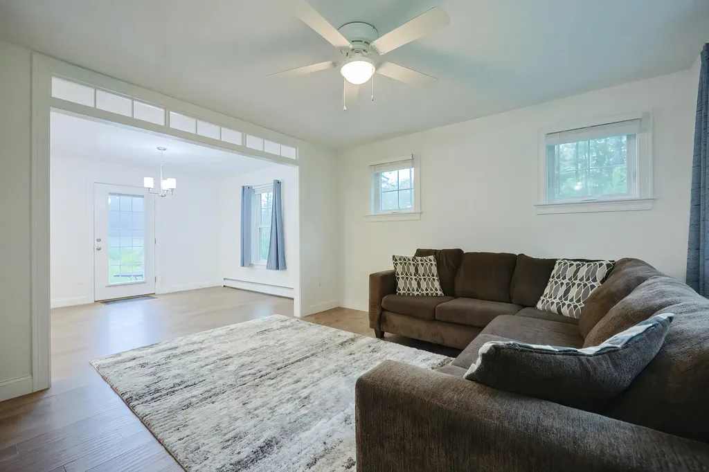 36 Admiral Harry Rich Drive Brunswick ME 04011