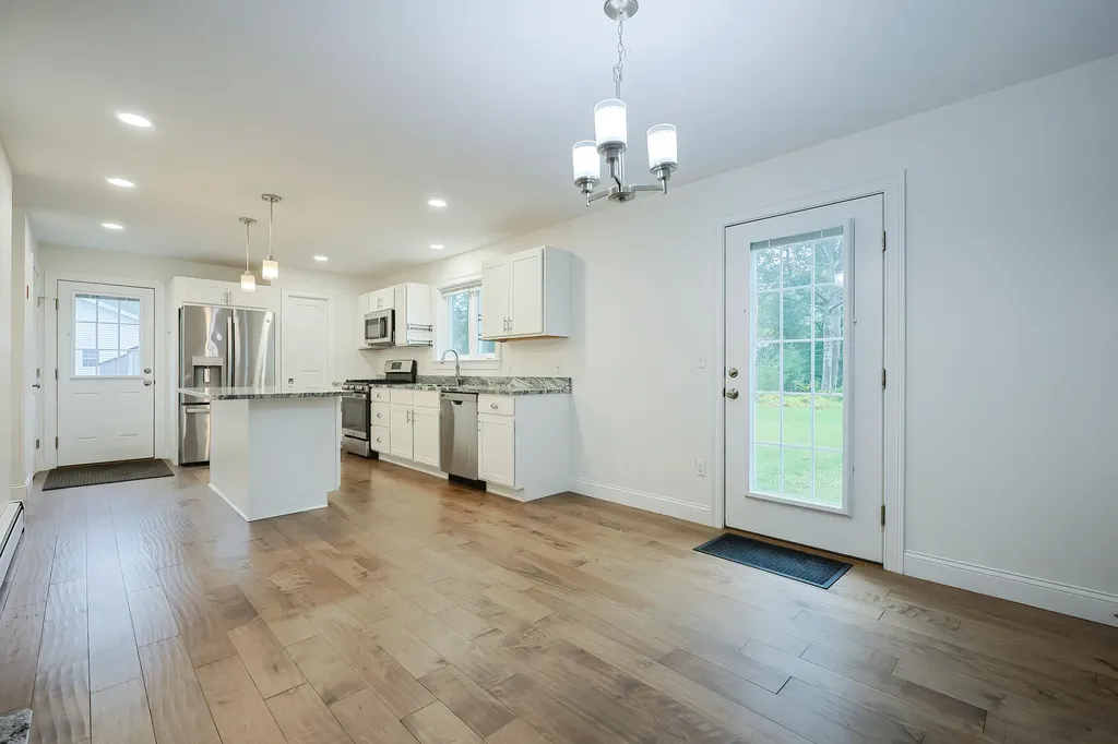36 Admiral Harry Rich Drive Brunswick ME 04011