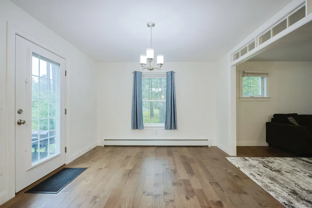 36 Admiral Harry Rich Drive Brunswick ME 04011