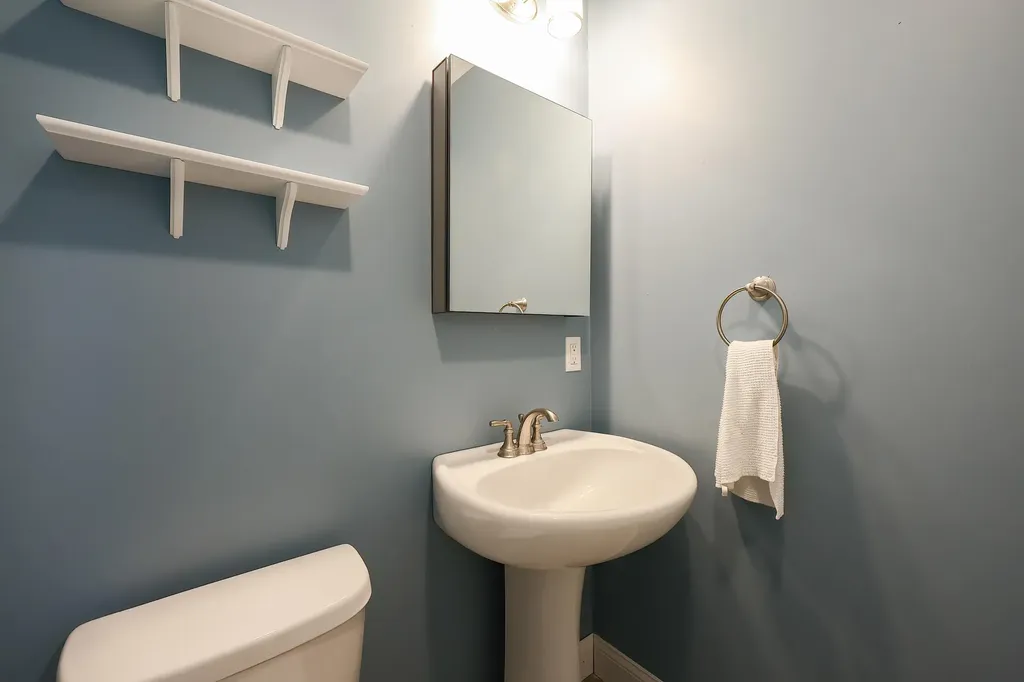 36 Admiral Harry Rich Drive Brunswick ME 04011