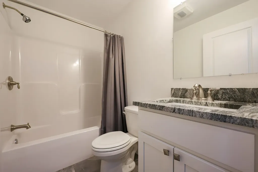 36 Admiral Harry Rich Drive Brunswick ME 04011