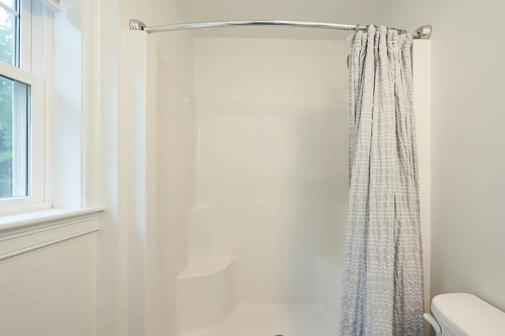 36 Admiral Harry Rich Drive Brunswick ME 04011