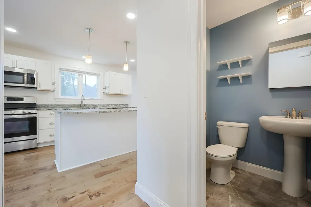 36 Admiral Harry Rich Drive Brunswick ME 04011