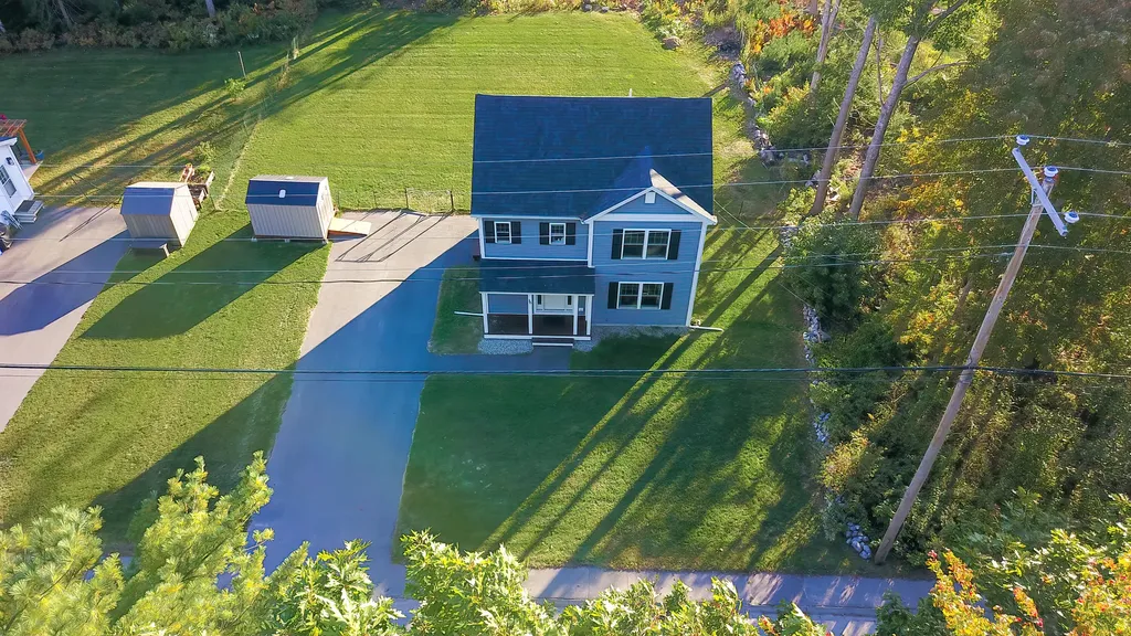 36 Admiral Harry Rich Drive Brunswick ME 04011