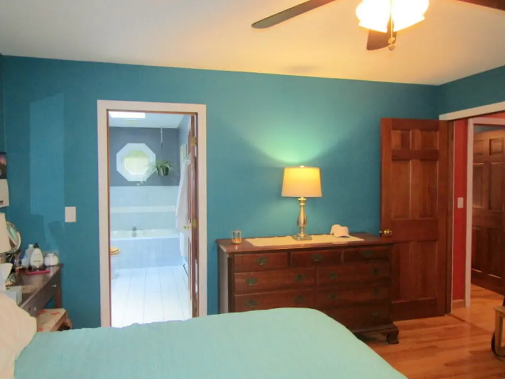 106 Cross Road Minot ME 04258