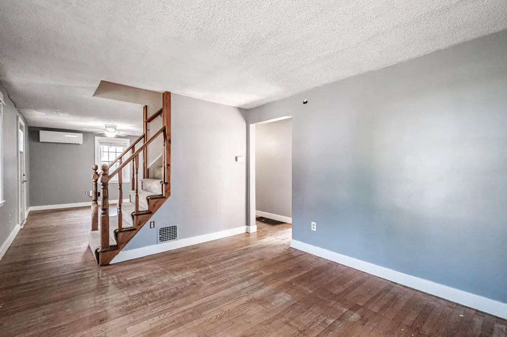 32 Eliot Street South Portland ME 04106