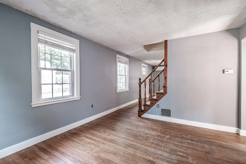 32 Eliot Street South Portland ME 04106