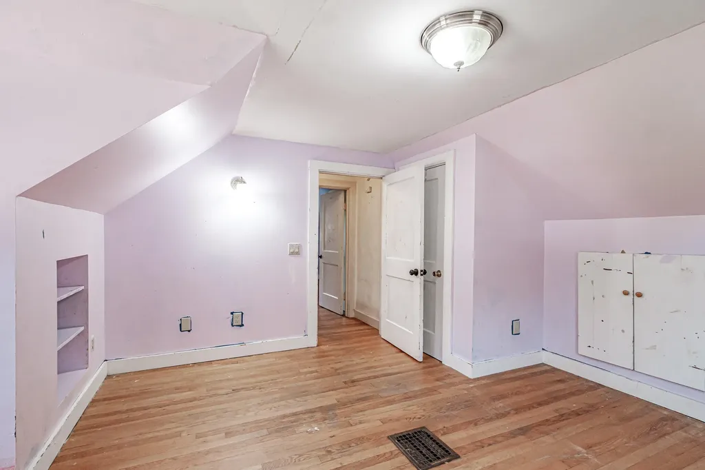 32 Eliot Street South Portland ME 04106