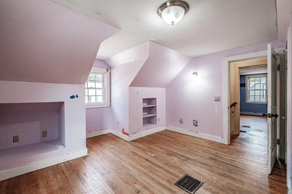 32 Eliot Street South Portland ME 04106
