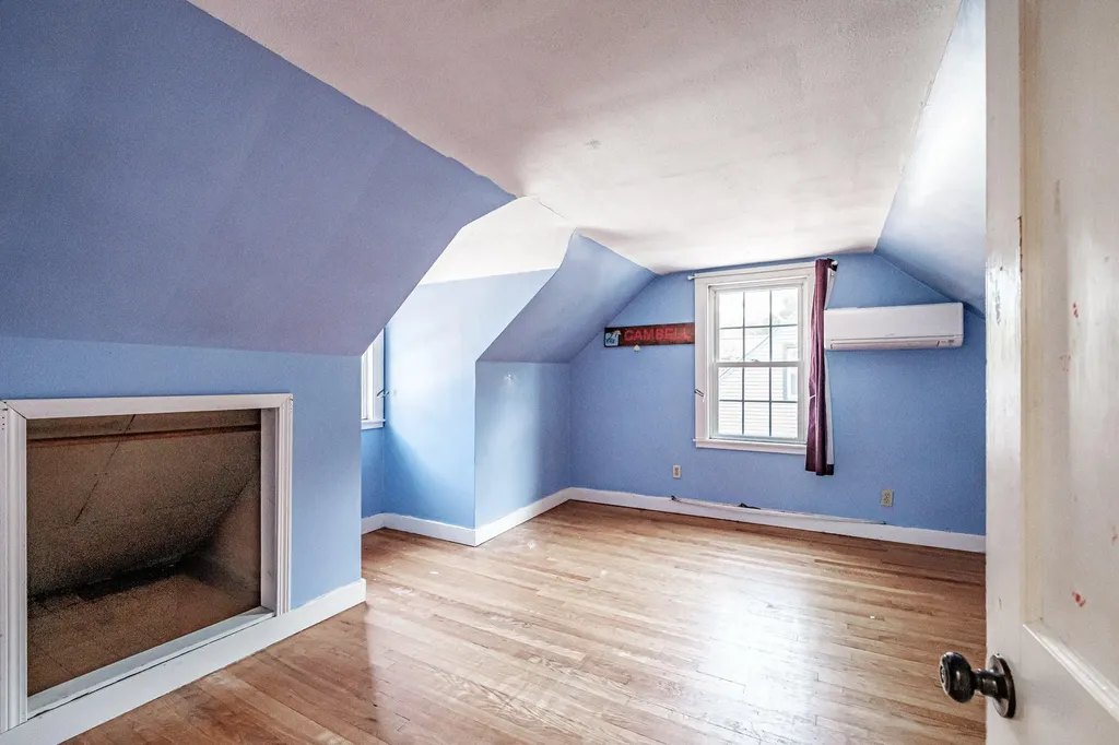 32 Eliot Street South Portland ME 04106