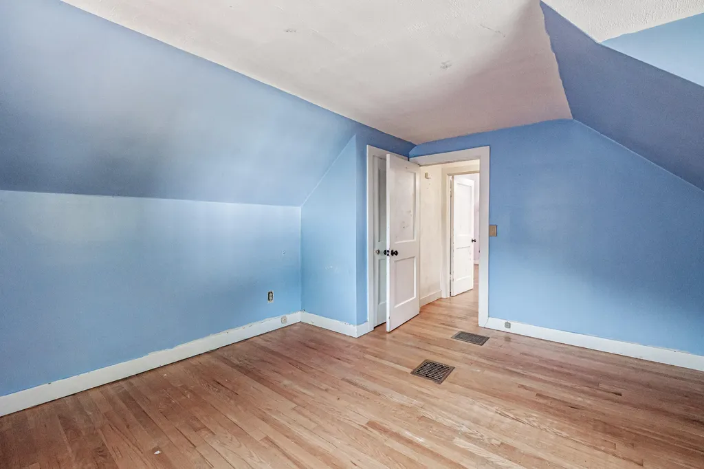 32 Eliot Street South Portland ME 04106