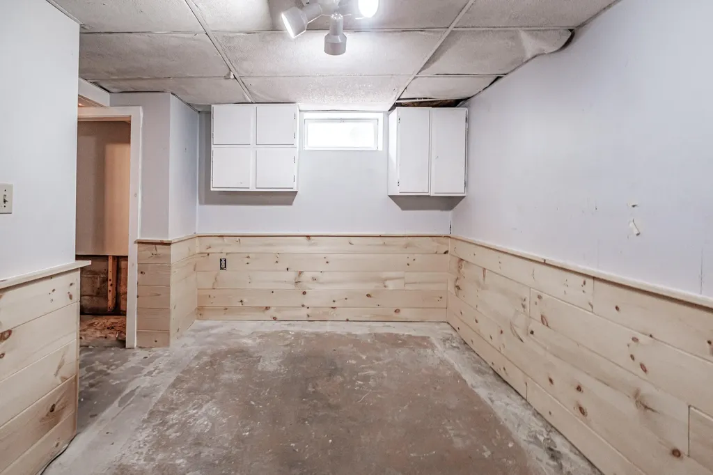 32 Eliot Street South Portland ME 04106
