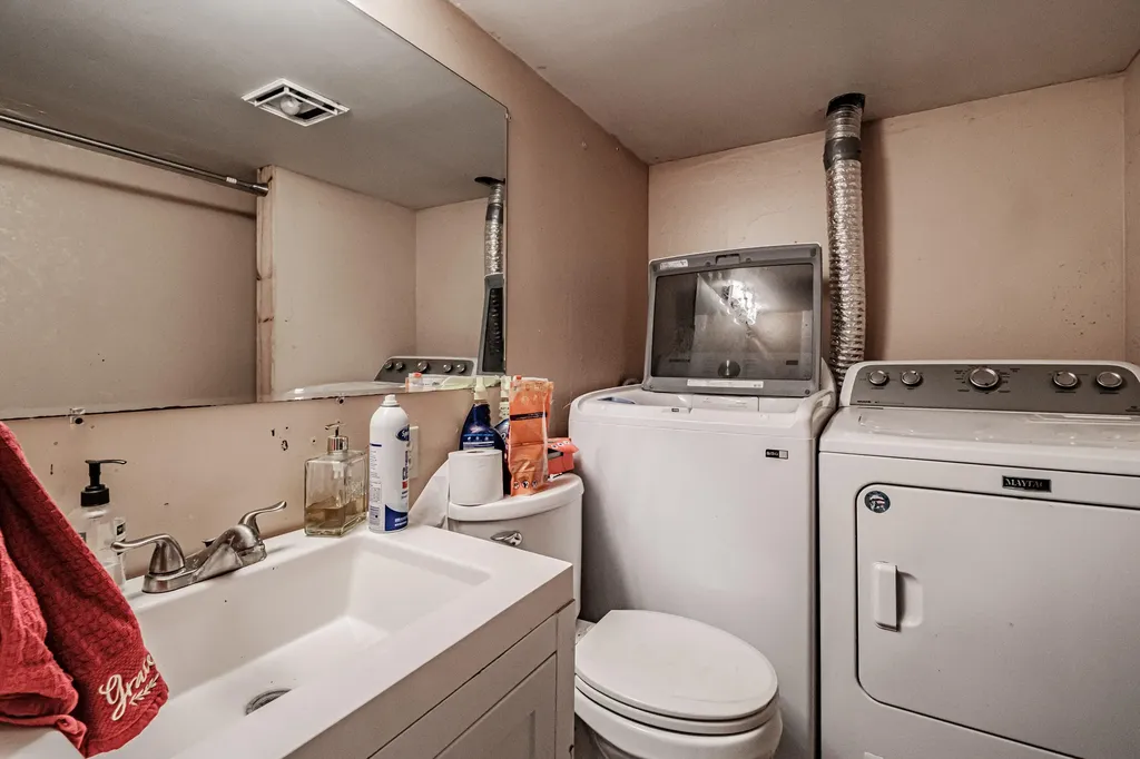 32 Eliot Street South Portland ME 04106
