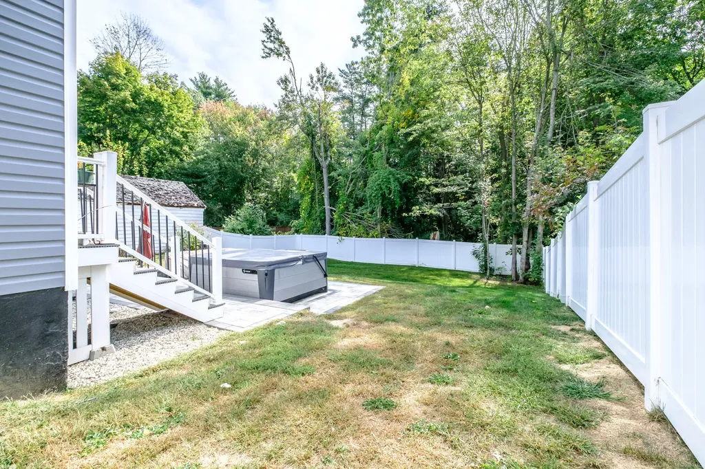 32 Eliot Street South Portland ME 04106