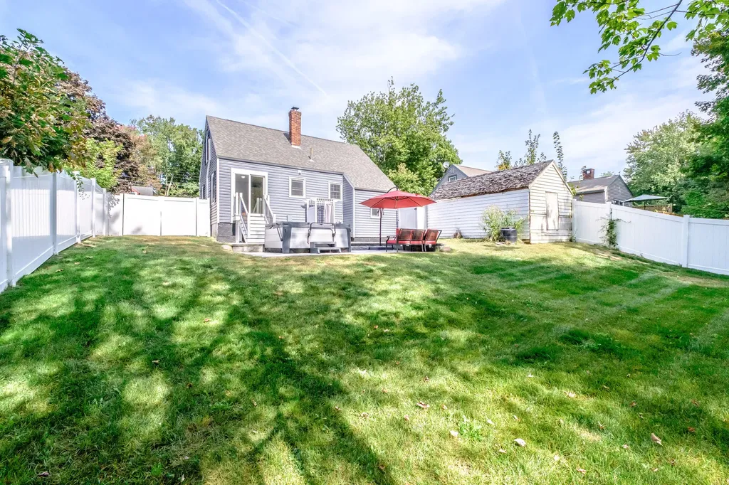 32 Eliot Street South Portland ME 04106