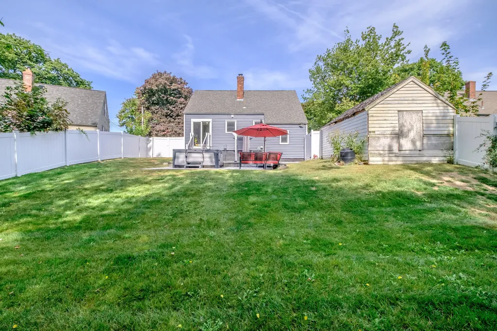 32 Eliot Street South Portland ME 04106