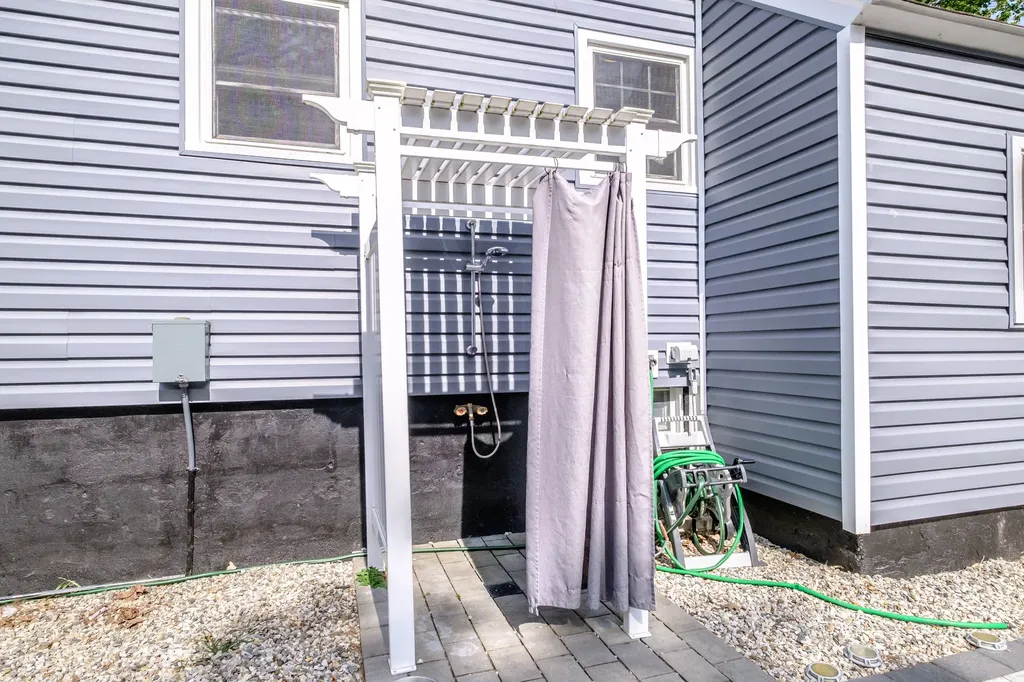 32 Eliot Street South Portland ME 04106