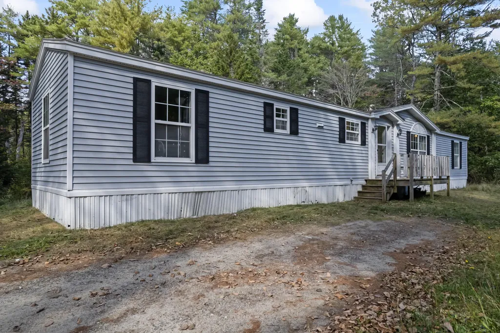 410 Old Portland Road Brunswick ME 04011