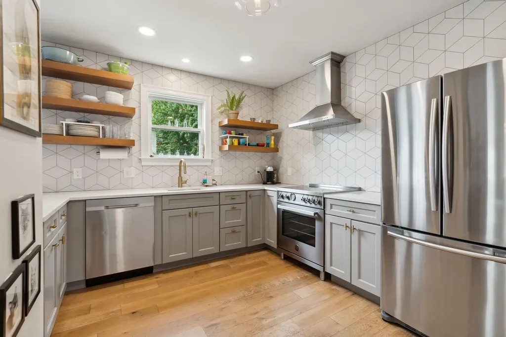 32 E Kidder Street Portland ME 04103