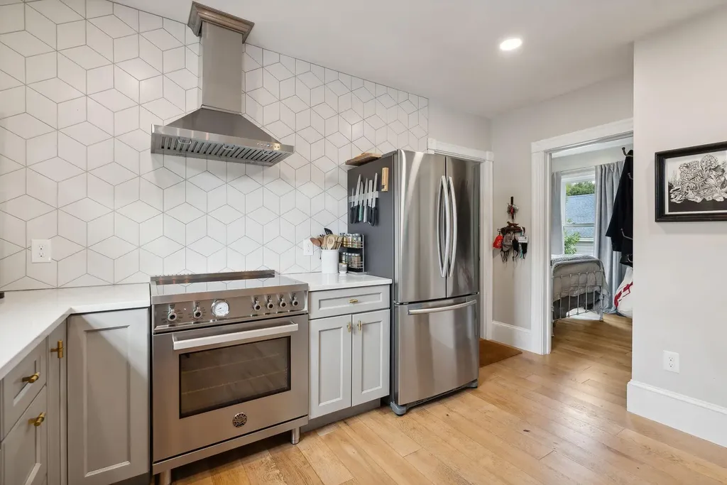 32 E Kidder Street Portland ME 04103