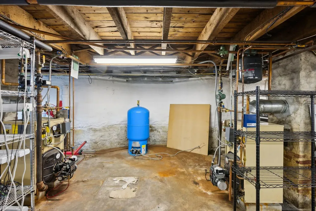 32 E Kidder Street Portland ME 04103