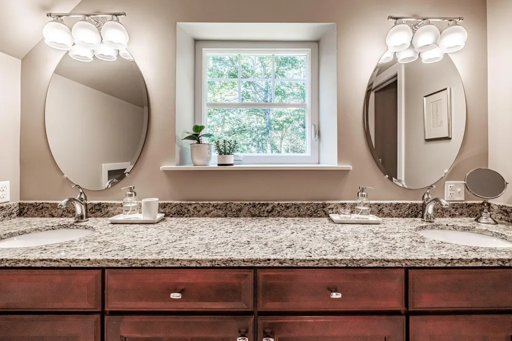 17 Intervale Road Freeport ME 04032