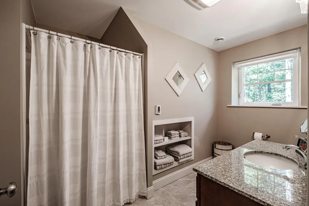17 Intervale Road Freeport ME 04032