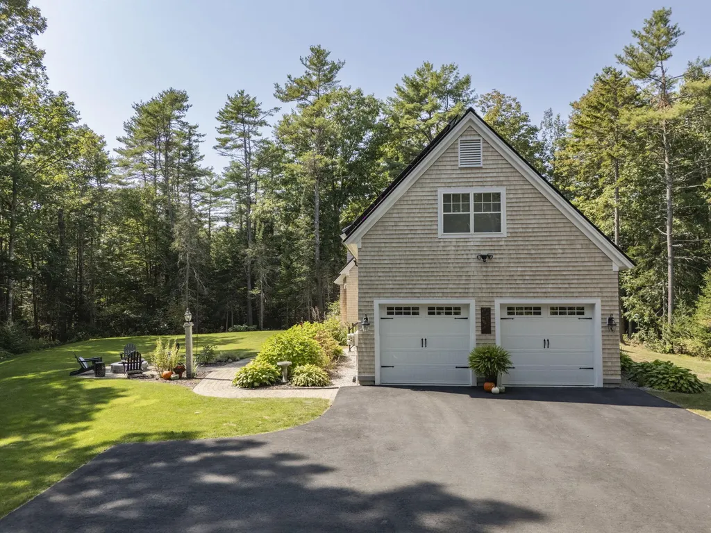 17 Intervale Road Freeport ME 04032