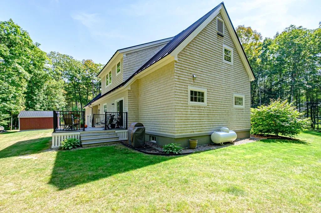 17 Intervale Road Freeport ME 04032