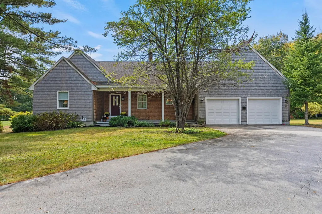 709 Cape Road Standish ME 04084