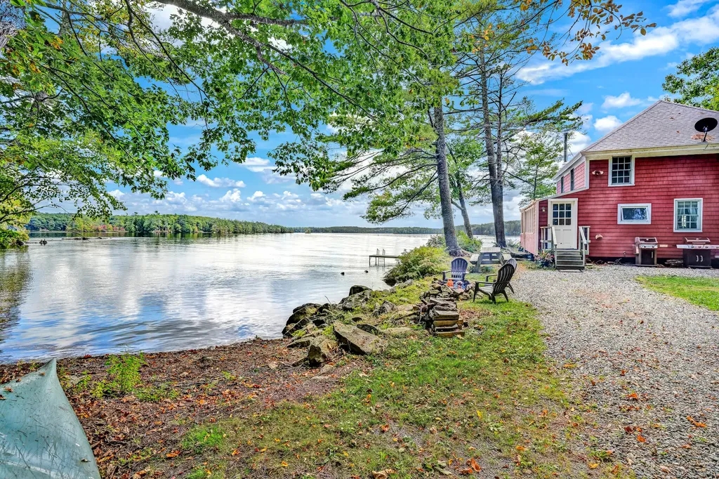 150 Wildwood Shores Road Nobleboro ME 04555