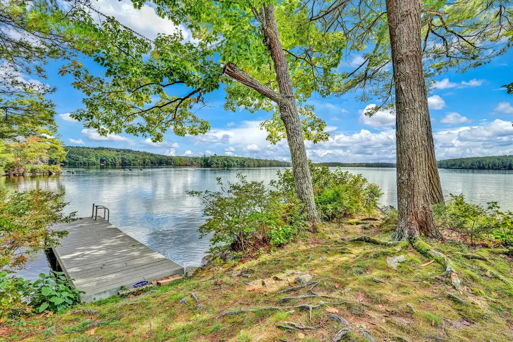 150 Wildwood Shores Road Nobleboro ME 04555