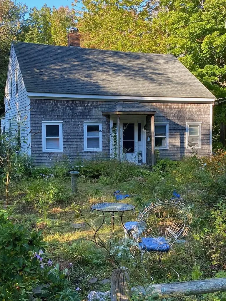 9 Bonnie Brae Street Camden ME 04843