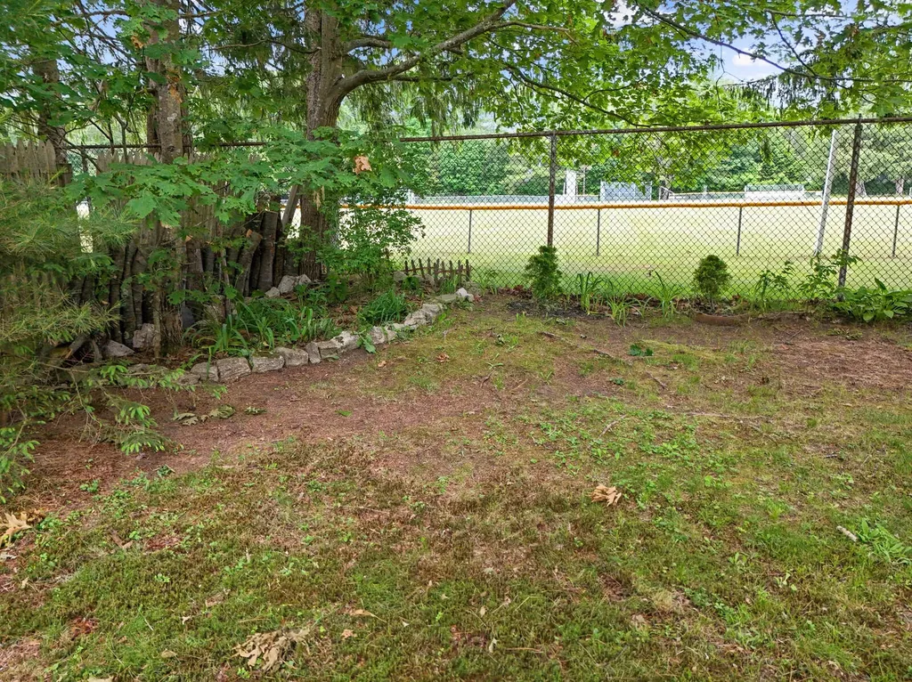 18 Wheeler Park Brunswick ME 04011