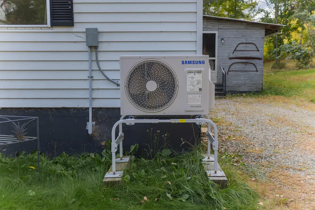 1190 Fairbanks Road Farmington ME 04938