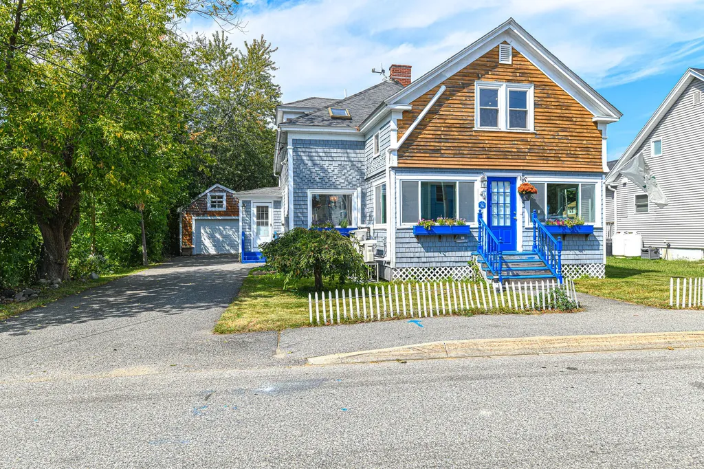 44 Winter Street Saco ME 04072