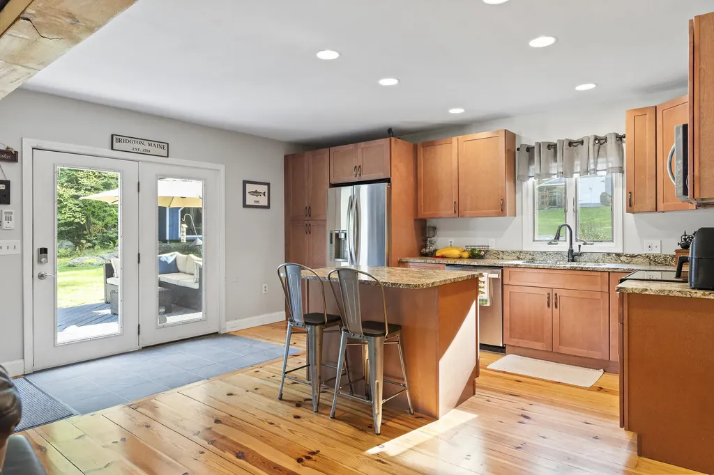 14 Winterberry Lane Bridgton ME 04009