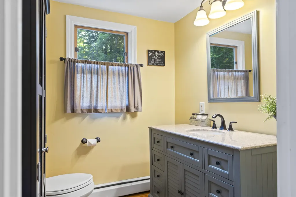 14 Winterberry Lane Bridgton ME 04009