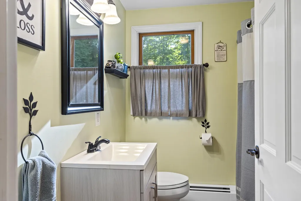 14 Winterberry Lane Bridgton ME 04009
