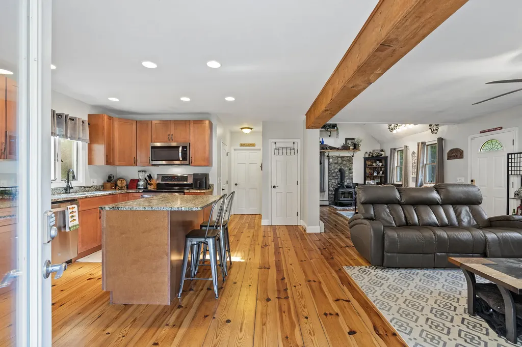14 Winterberry Lane Bridgton ME 04009