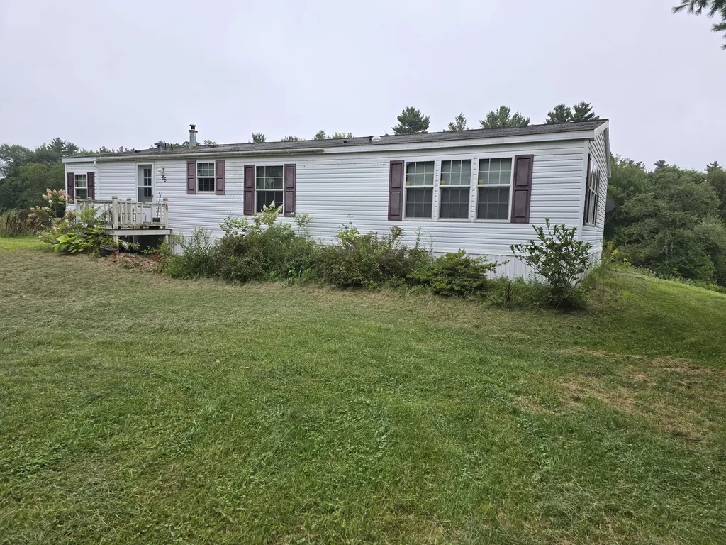 86 Red Oak Drive Warren ME 04864