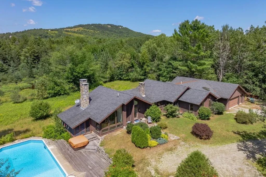 81 Mill Brook Lane Blue Hill ME 04614