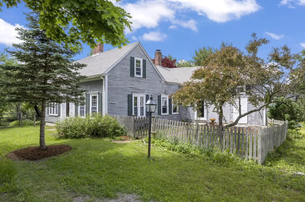 234 Western Road Warren ME 04864