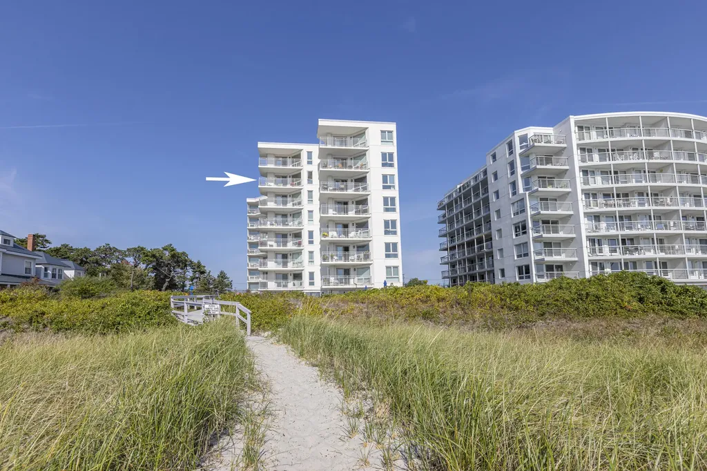 219 E Grand Avenue Old Orchard Beach ME 04064
