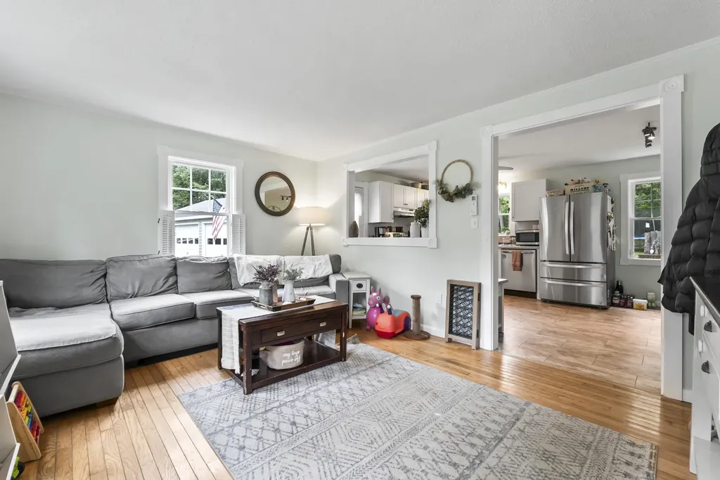 73 Forest Lake Road Friendship ME 04547