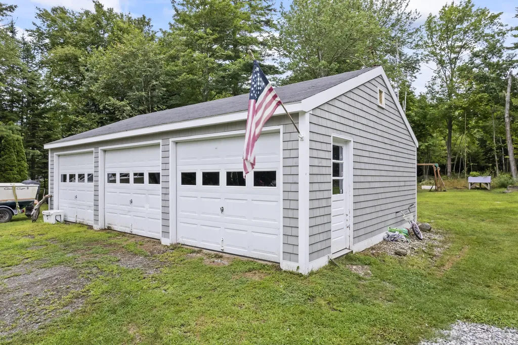 73 Forest Lake Road Friendship ME 04547